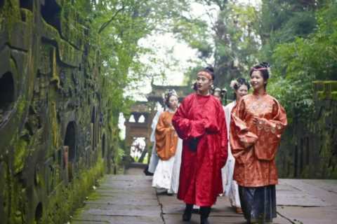 成都1天打来回！推荐7个观赏银杏好去处，登山赏秋都安逸