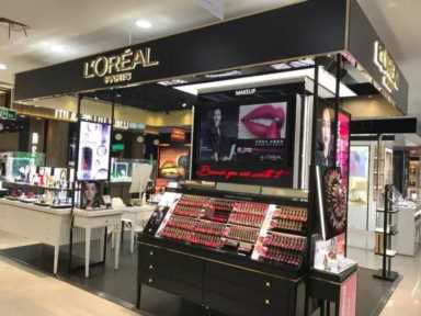 他一夜狂赚6个亿，与胡歌做邻居，李佳琦凭什么火？