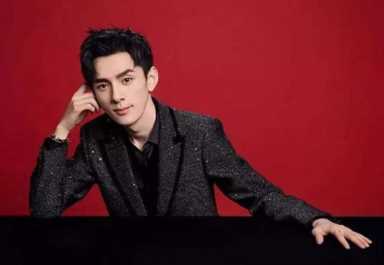 他一夜狂赚6个亿，与胡歌做邻居，李佳琦凭什么火？