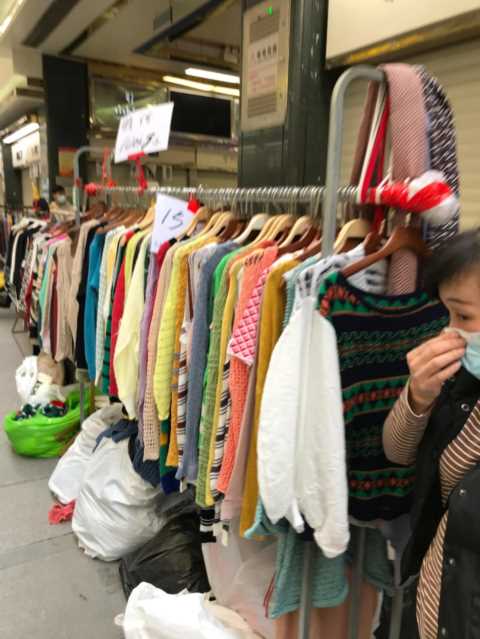 广州沙河顶服装批发市场最后两天清仓全场很多款式10元