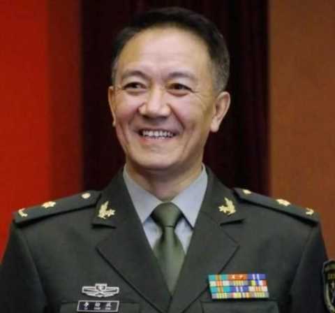 娱乐圈里有军衔较高的几位明星