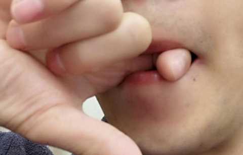 怎么用ok手势吹口哨教程(嘴吹口哨的秘诀)插图7 指哨,口哨(流氓哨,口技)教学系列四:最能吹歌曲的手势