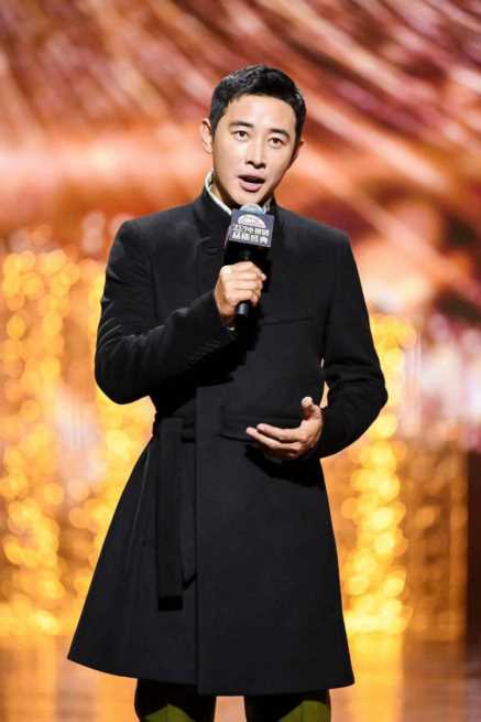 罗晋唐嫣感情好，可是粉丝却水火不容，男方微博评论区太尴尬