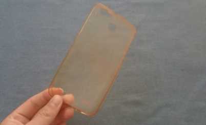手机透明壳发黄恶心？试试这个“洗白”方法，旧手机壳焕然一新