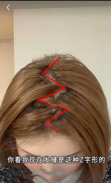 塌鼻子适合什么发型(塌鼻子适合什么发型女)