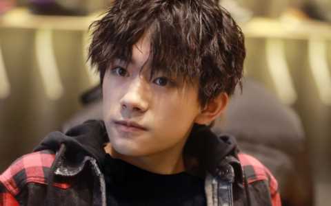 2021福布斯中国名人榜，易烊千玺蝉联，贾玲飙升90位，徐峥出局