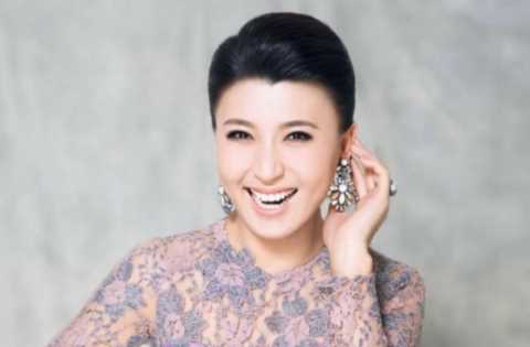 有军衔的6位女明星：董洁8年军龄被骂不配，金星9岁就入伍当兵