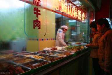 熟食店开在什么位置好（熟食店怎么找货源）
