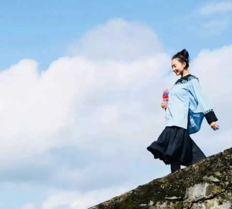 从性感尤物到农妇，从顶峰跌入低谷，阿朵消失的5年去了哪里？