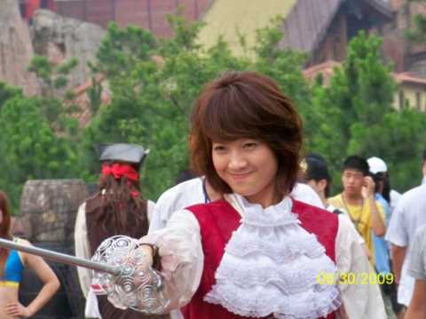 朱丹个人资料简介(朱丹个人经历了什么?)插图7 从“浙卫一姐”到“赔钱主持”,朱丹经历了什么?