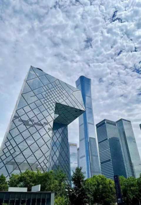 司徒正襟：各家自媒体平台的流量效果和算法推送机制简测