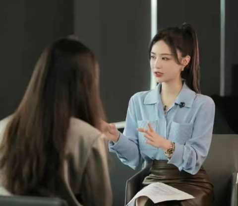 雪梨：曾是王思聪女友，走红后开始膨胀，现被罚款6500万