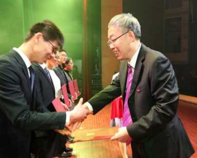 如何网上赚钱学生党（大学生怎么网上赚钱）