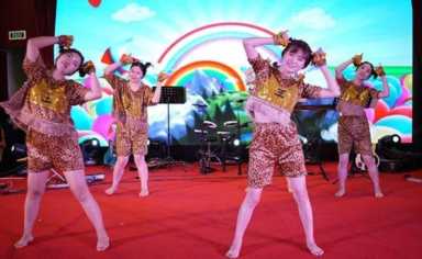 简单又带动气氛的节目（适合公司年会表演的节目）