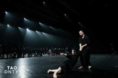 从性感尤物到农妇，从顶峰跌入低谷，阿朵消失的5年去了哪里？