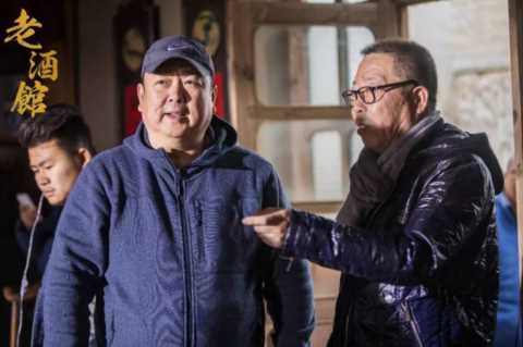 《光荣与梦想》今日开播，吴刚出演陈独秀，黄晓明首度饰演周总理