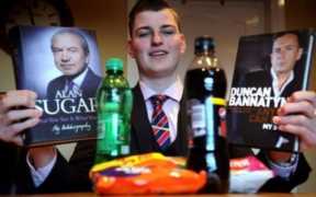 现在的00后16岁出来卖，16岁就自力更生了