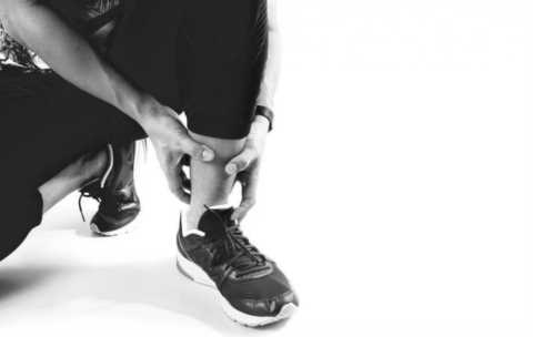 不同位置的脚疼，可能与不同的疾病相关，要及时治疗