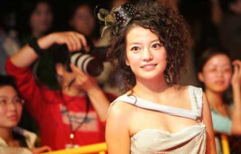 赵薇为何被“封杀”？背后的故事，远比你想象得还复杂