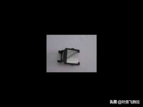 投影仪图像偏色，如何检修？