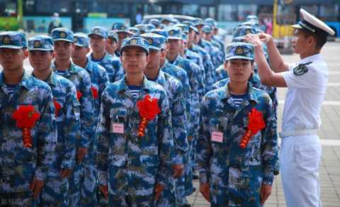 儿子第一学历是中专，当兵5年马上要回来了，可以考哪些事业编制