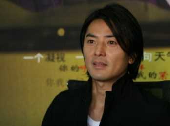 网瘾少年郑伊健：凭借古惑仔比肩刘德华，却因一块蛋糕变成负心汉