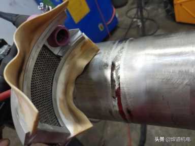 你知道三本焊工证的查询网址吗，不知道的上车了