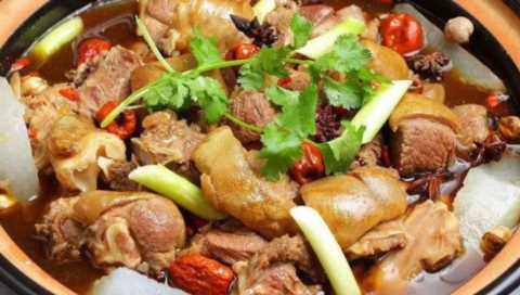 驴肉怎么做好吃,驴肉怎么做好吃又简单的做法插图5 爱吃驴肉的一定要收藏,教你5种驴肉的特色吃法,每种都好吃极了