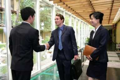 如何介绍自己的优缺点,介绍自己的优势与能力