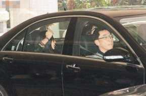 陈冠希前女友杨永晴传婚讯，曾微博示爱相恋5年，今33岁终嫁他人