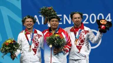 王义夫射击冠军，王义夫获得几块奥运金牌