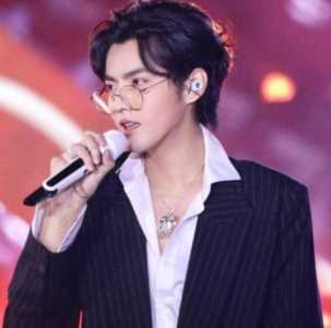 牙签吴亦凡什么意思？吴亦凡为什么被叫做吴签