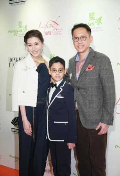 李嘉欣的儿子叫什么,李嘉欣为儿子庆生