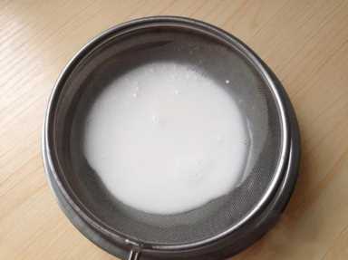 凉皮为什么做出来没有劲（酸辣爽口的凉粉做法）