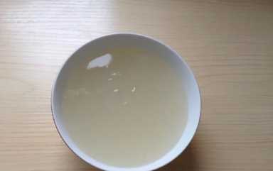 凉皮为什么做出来没有劲（酸辣爽口的凉粉做法）