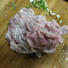 滑肉片汤的做法（滑肉片汤的做法窍门）