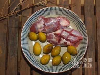 橄榄和什么煲汤最好（橄榄煲什么汤好喝）