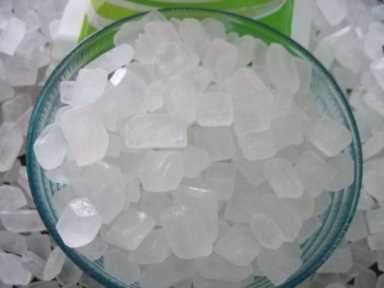 白色冰糖和黄色冰糖有什么区别