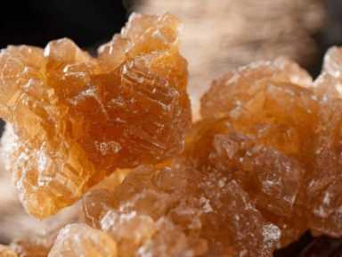 白色冰糖和黄色冰糖有什么区别