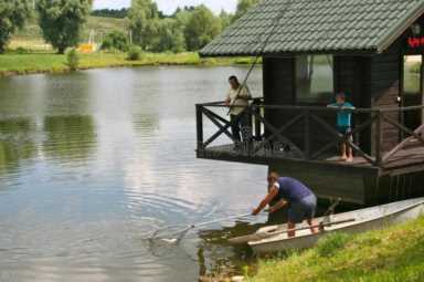 手机装监控怎么安装(手机装监控可以听到别人说话么)插图5 手机装监控怎么安装(手机装监控可以听到别人说话么)