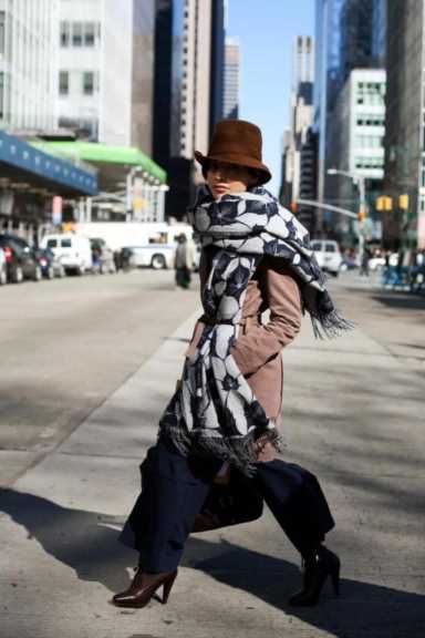 脸大戴什么帽子好看（脸大戴怎么选择帽子）