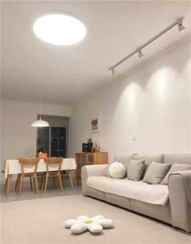 冷色暖色哪个不伤眼睛（冷色对眼睛好还是暖色）