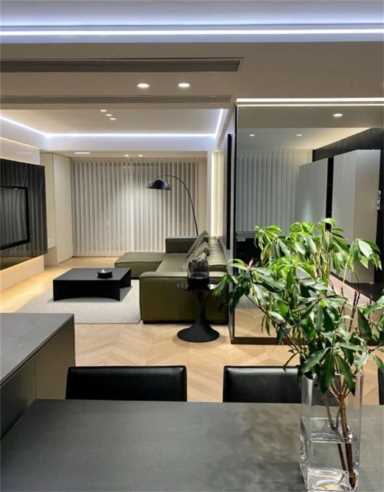 冷色暖色哪个不伤眼睛（冷色对眼睛好还是暖色）