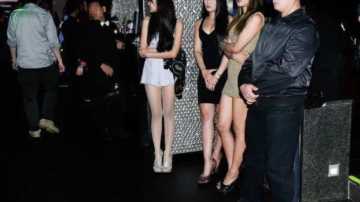 夜场客人要求你和他睡觉(一个夜场女孩的自白)插图7 夜场客人要求你和他睡觉(一个夜场女孩的自白)