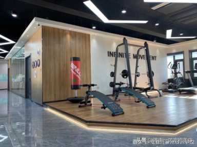 宠物美容店赚钱吗？宠物美容师的工资待遇