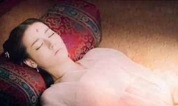 古装中的"睡美人"，12星座公主古装美女水瓶座
