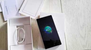 出国也能自由上网，体验这台WIFI手机，不换卡流量充足网速还很快