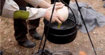 波兰猎魔人学校教人手刃妖怪 NPC真情演绎如置身游戏