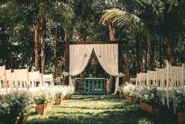 1、永远相爱，携手共度美丽人生