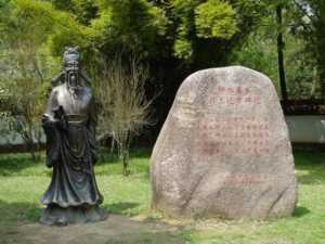 他以诗人身份名后世出殡时满城名妓都来送葬